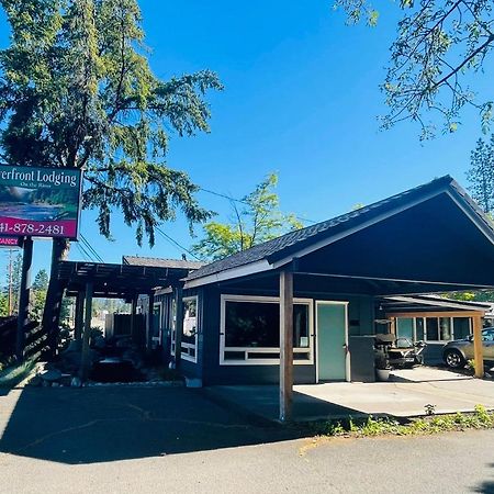 Riverfront Lodging Shady Cove Kültér fotó