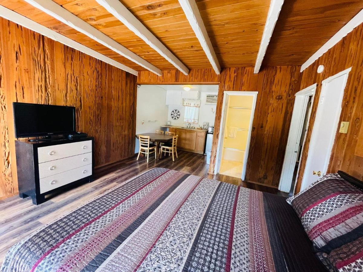 Riverfront Lodging Shady Cove Kültér fotó