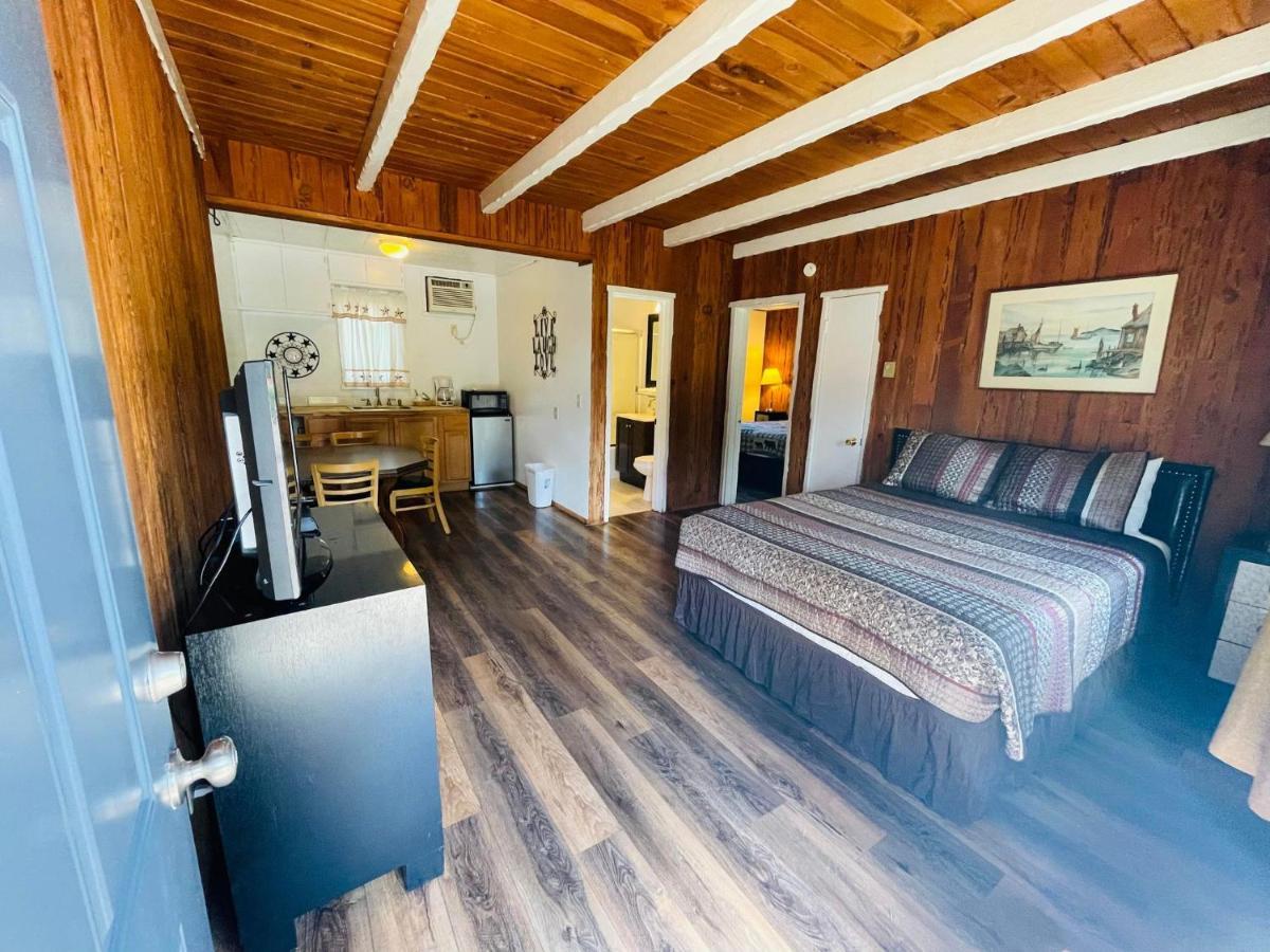 Riverfront Lodging Shady Cove Kültér fotó